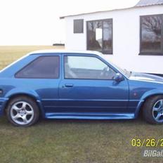 Ford Escort totalskadet