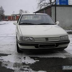 Peugeot 405 (skrottet)