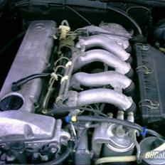 Mercedes Benz --(190 2,5)-- solgt