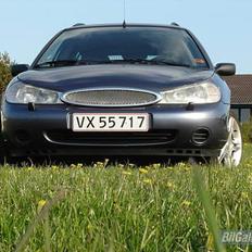 Ford Mondeo Flair Plus