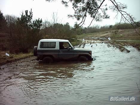 Toyota Landcruiser BJ 73 billede 3