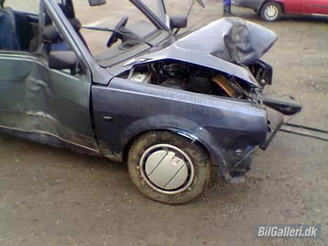 Toyota Corolla XLI - Min gamle bil efter lillebror har lånt den. billede 6