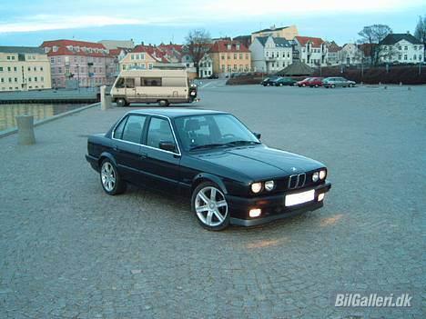 BMW E30 324D (solgt) billede 3