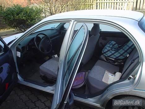 Hyundai accent 1,5 gls billede 3