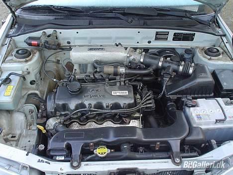 Hyundai accent 1,5 gls billede 5