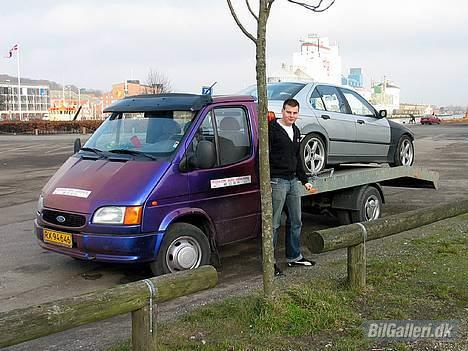 BMW 320i Vanos billede 1