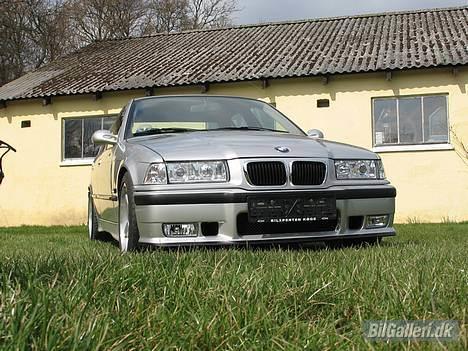 BMW 320i Vanos billede 8
