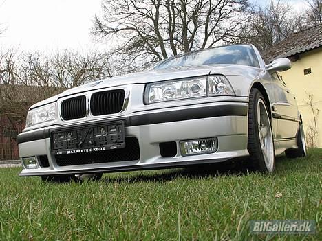 BMW 320i Vanos billede 9