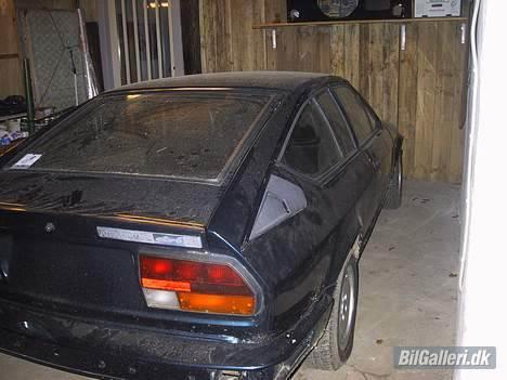 Alfa Romeo Alfetta GT - Set i en strømlignet vinkel... den er simpelthen bare smuk billede 1