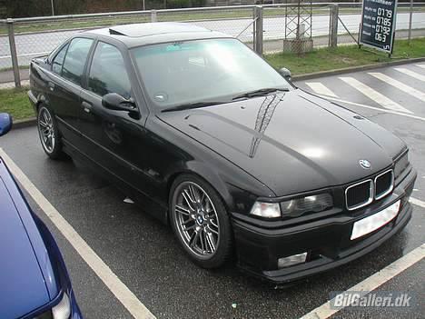 BMW 320I ¤ SOLGT ¤ billede 2