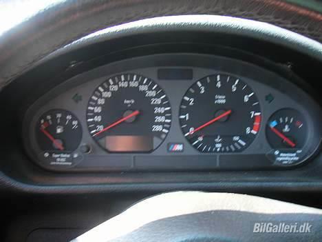 BMW 320I ¤ SOLGT ¤ billede 4