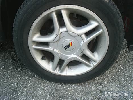 Opel Corsa B 1,4 - skrottet billede 3