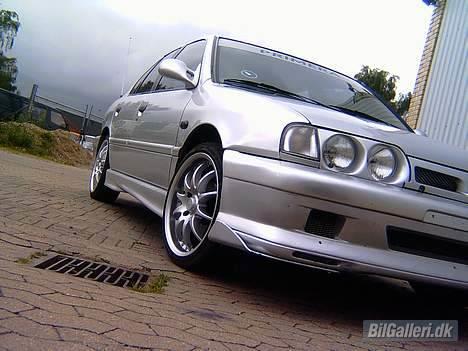 Nissan primera billede 2
