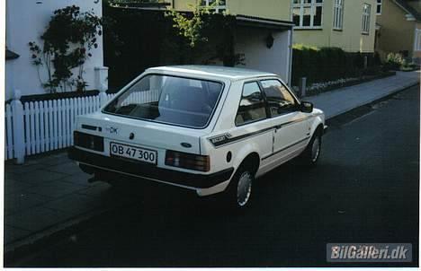 Ford Escort 1,1 Laser - Fra siden billede 4