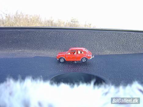 Fiat 127 ( betty) - lille betty og det er en fiat 127 godtnok svært at se men er god nok billede 2