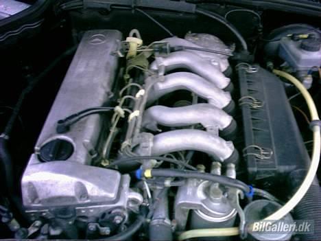 Mercedes Benz --(190 2,5)-- solgt billede 2