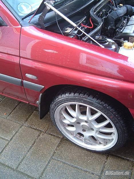 Ford Escort HERSTAL EDITION St - Dæmpere billede 7