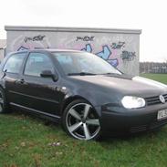 VW Golf IV     ( TIL SALG )