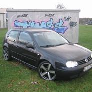 VW Golf IV     ( TIL SALG )