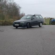 Opel Astra Caravan Club #Solgt