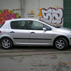Peugeot 307 5dørs (SOLGT)