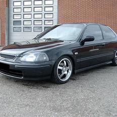 Honda Civic Vti " Solgt"