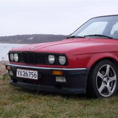 BMW 320i \327 ETA (BYTTET)