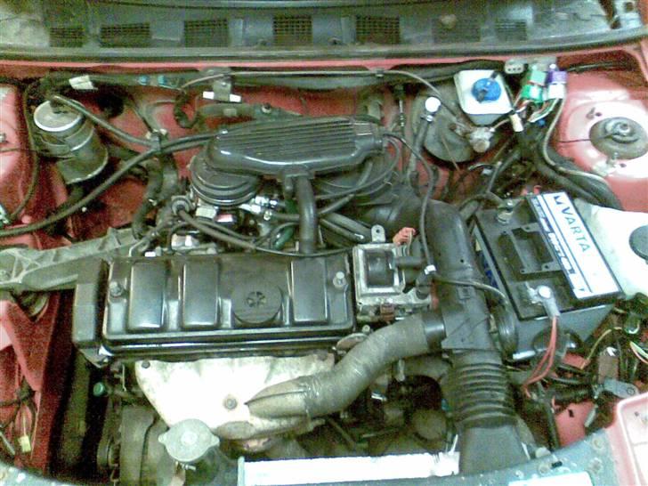 Peugeot 309 1,4i Solgt - den lille søde motor:) billede 2