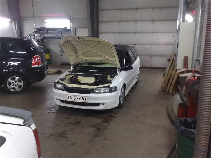 Opel vectra b 1,8 16v SOLGT! billede 4