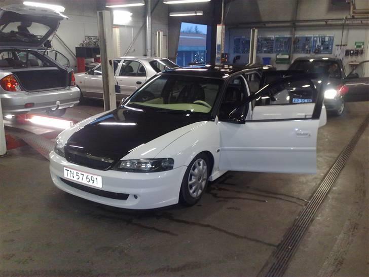 Opel vectra b 1,8 16v SOLGT! billede 7