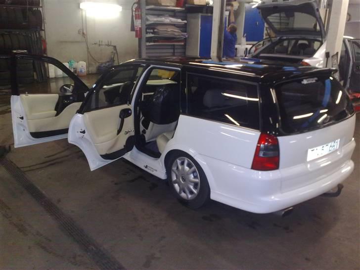 Opel vectra b 1,8 16v SOLGT! billede 8