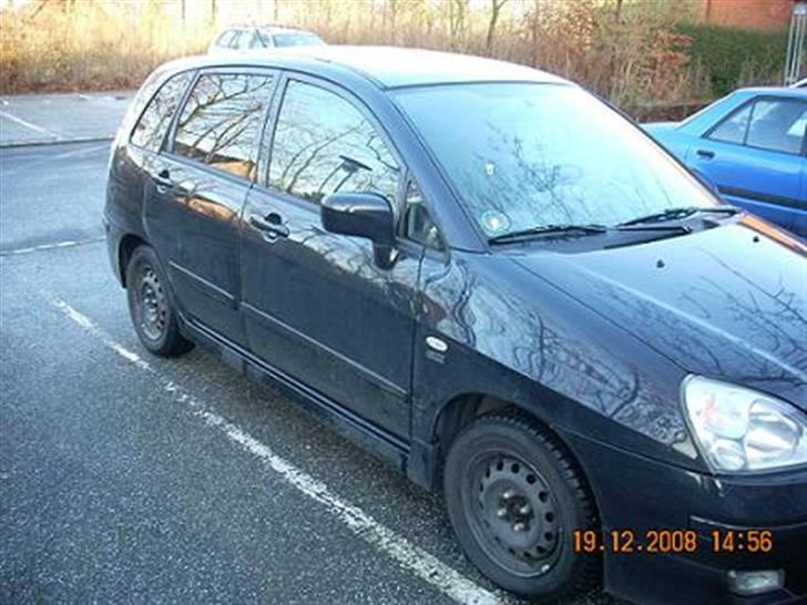 Suzuki Liana GLX billede 12