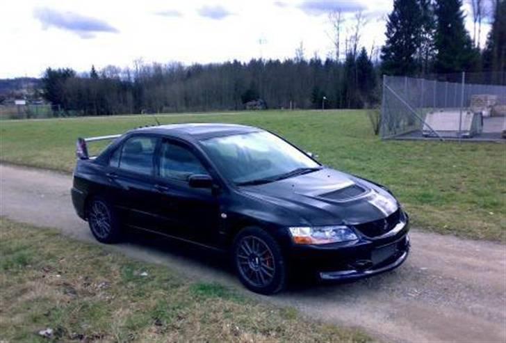 Mitsubishi EVO  billede 1