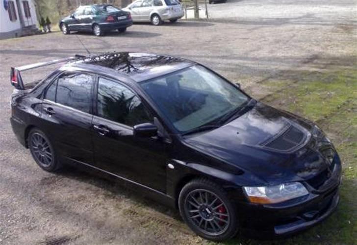 Mitsubishi EVO  billede 2