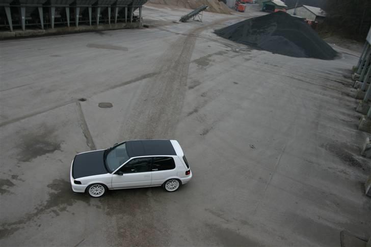 Toyota Corolla 1300 ..SOLGT billede 16