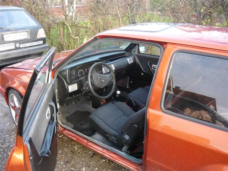 Ford escort xr3i van Solgt billede 2