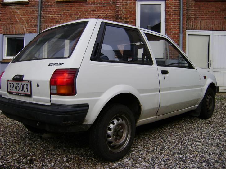 Toyota Starlet (solgt) billede 9