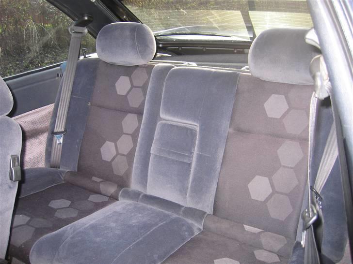 Ford Escort RS2000 - SKROTTET billede 5