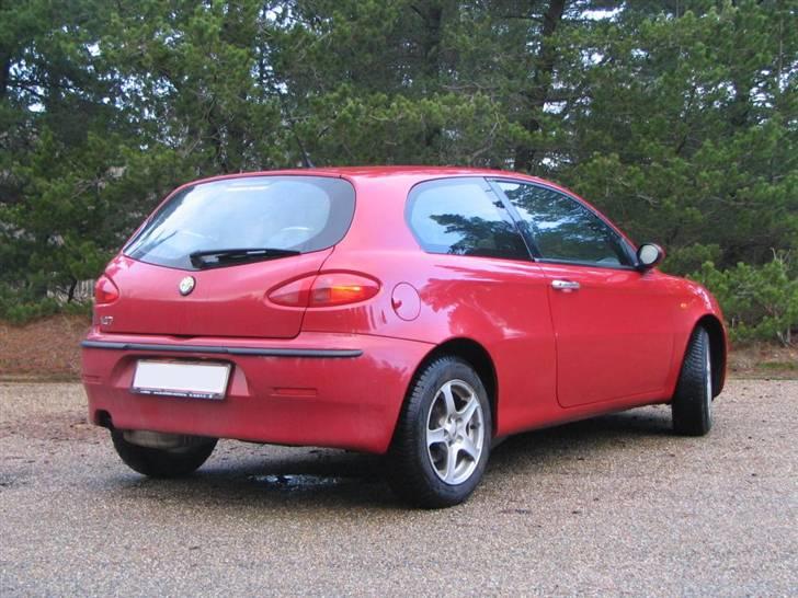 Alfa Romeo 147 *SOLGT* billede 19