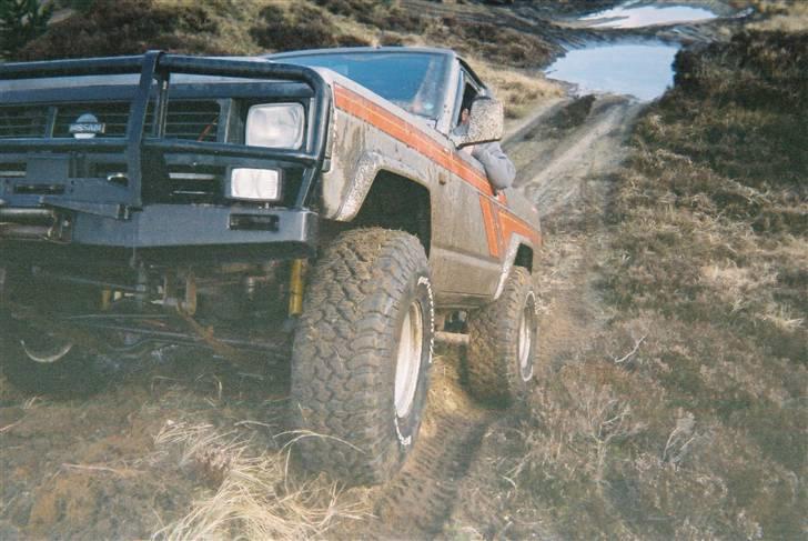 Nissan patrol 260 billede 2