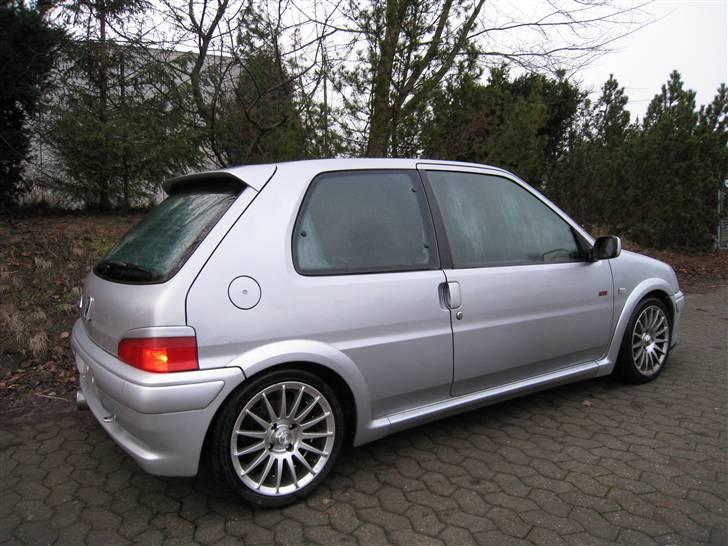 Peugeot 106 1,6 GTI - Solgt billede 2