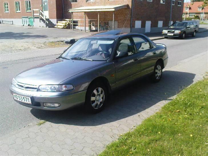 Mazda 626 GLX (Totalskadet) billede 5