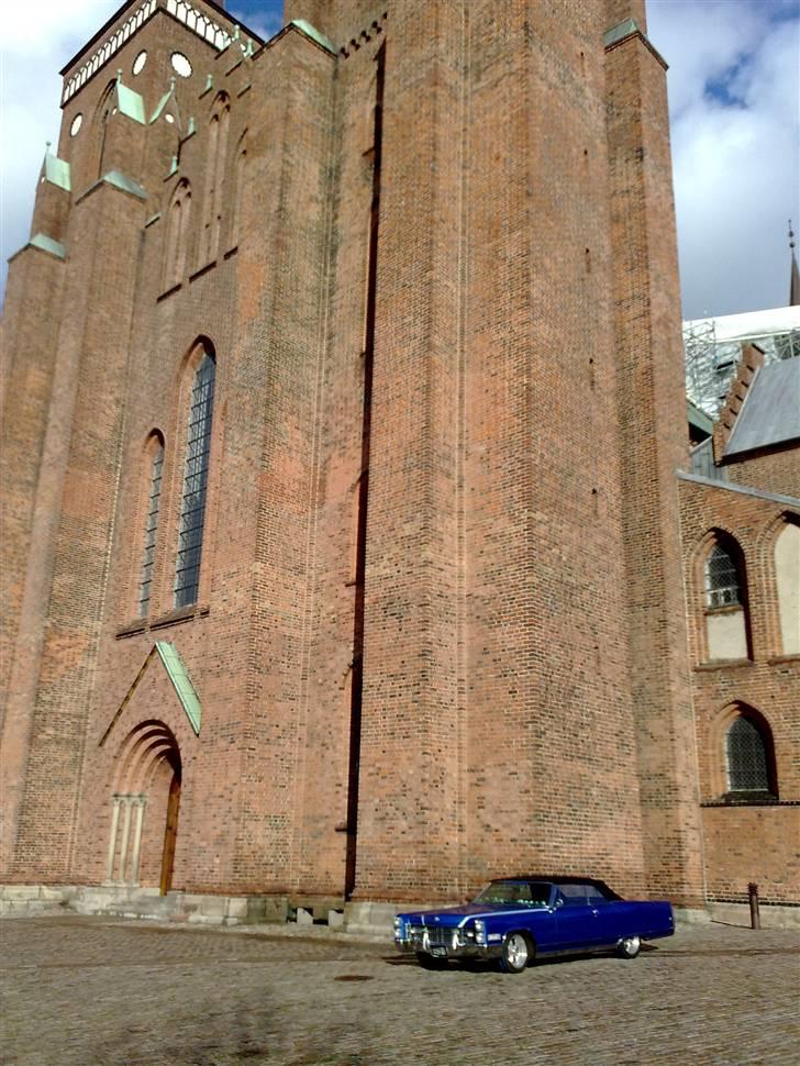 Amerikaner Cadillac Eldorado conv. - Bryllups bilen foran Roskilde domkirke billede 17