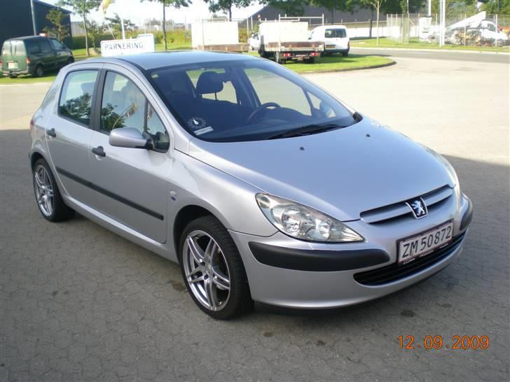 Peugeot 307 5dørs (SOLGT) - Som den står idag 2009. billede 3