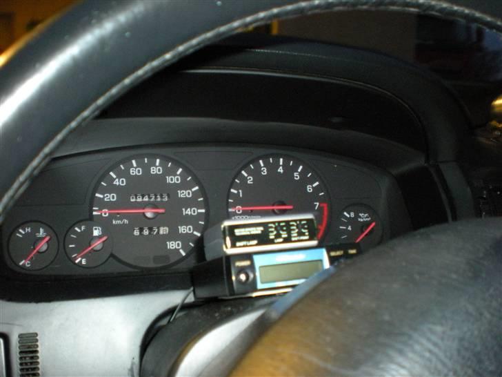 Nissan Skyline R33 GTS-t  (SOLGT) - GReddy Turbotimer og den til at styre hvor mange rpm, motoren skal æde inden shiftlight blinker. billede 8