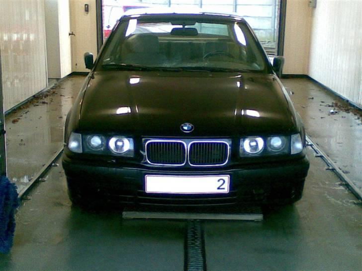 BMW 318 i E36 solgt billede 1