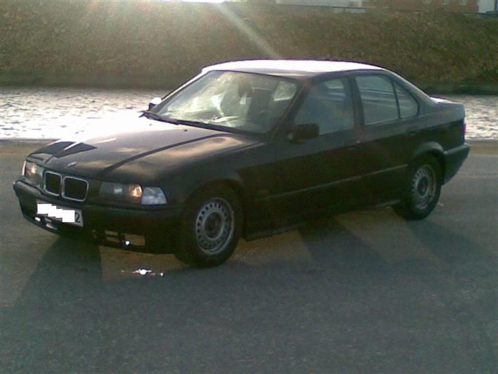 BMW 318 i E36 solgt billede 2