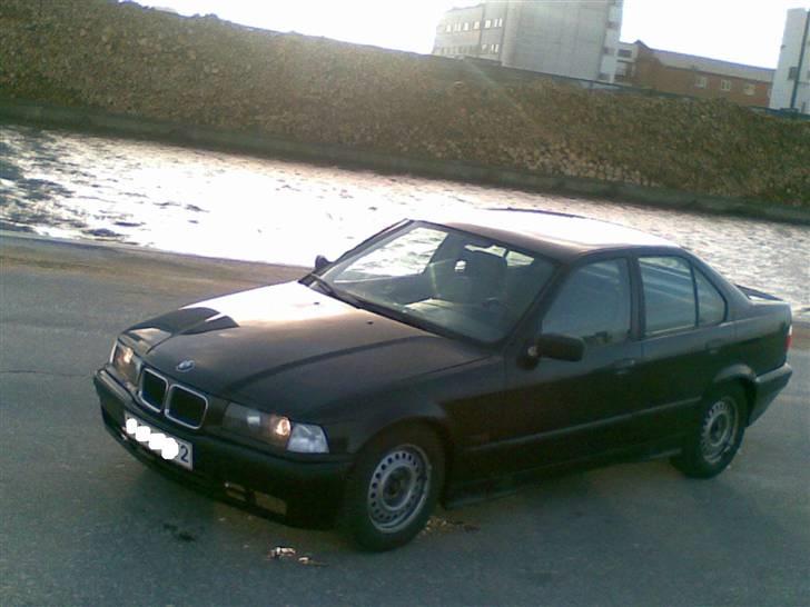 BMW 318 i E36 solgt billede 6