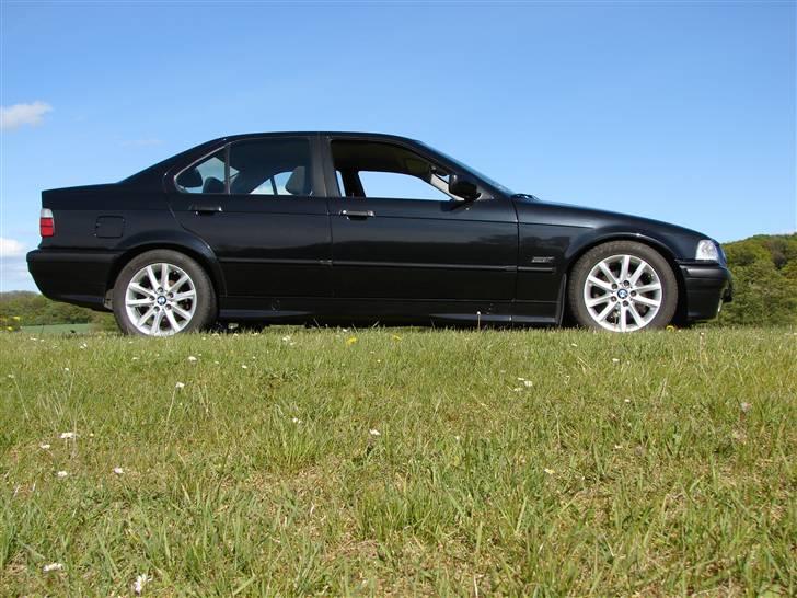 BMW 318 i Bavaria *Skadet*  billede 5