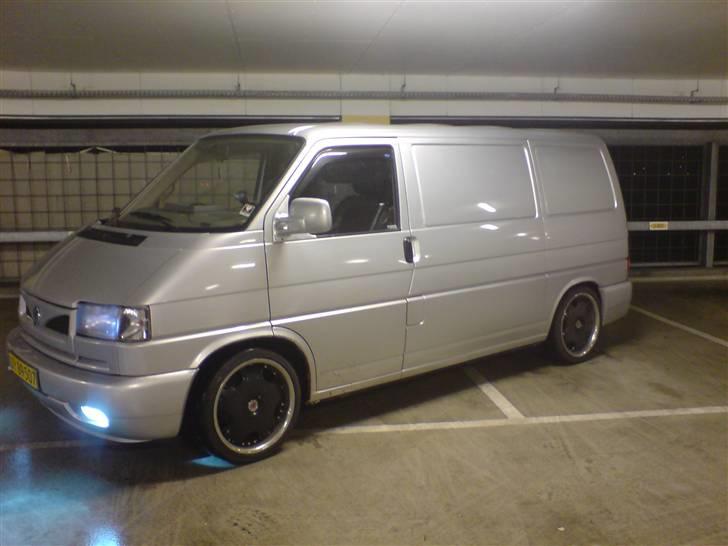 VW Transporter 2.5 TDI billede 3